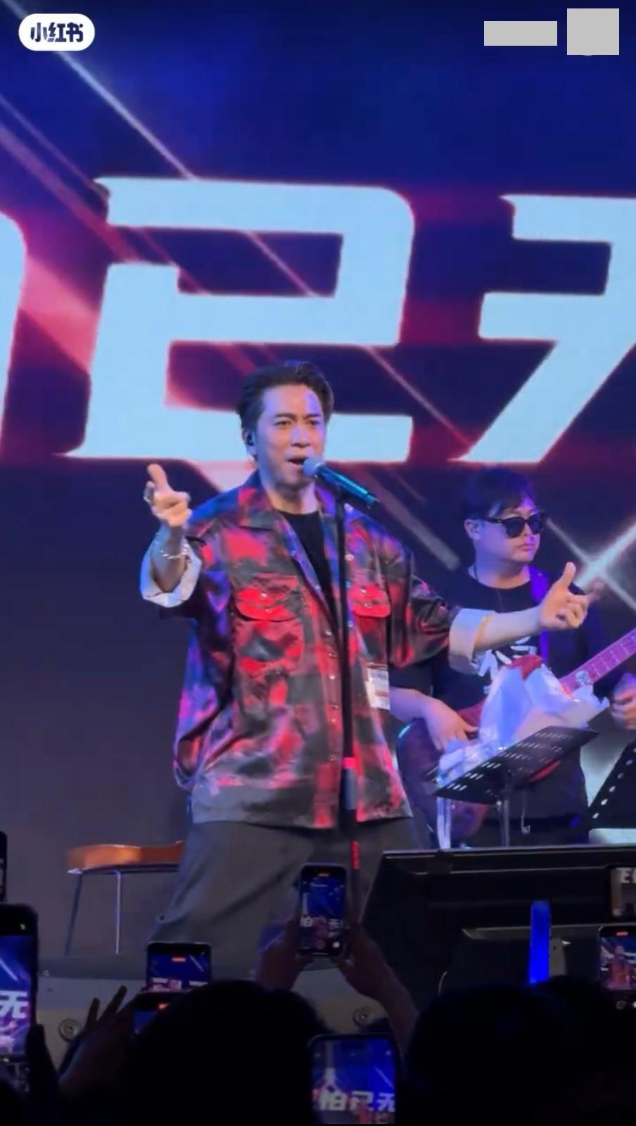 吳卓羲在廣州舉行與你繼續同行演唱會,不少歌迷分享當日盛況到小紅書或微博。(小紅書)