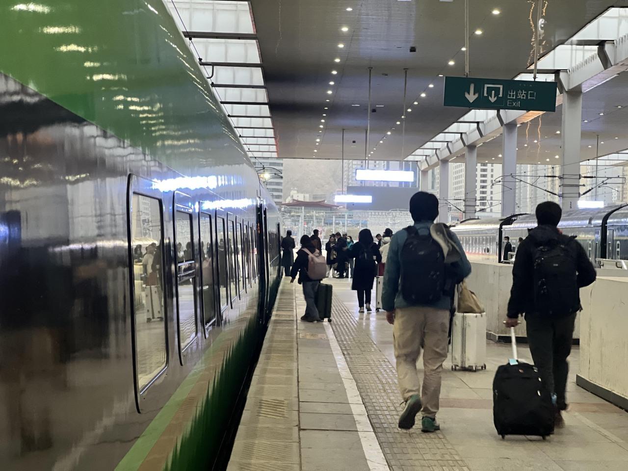 截至今年2月,西藏鐵路累計運載超過3875萬旅客人次。(港台圖片)