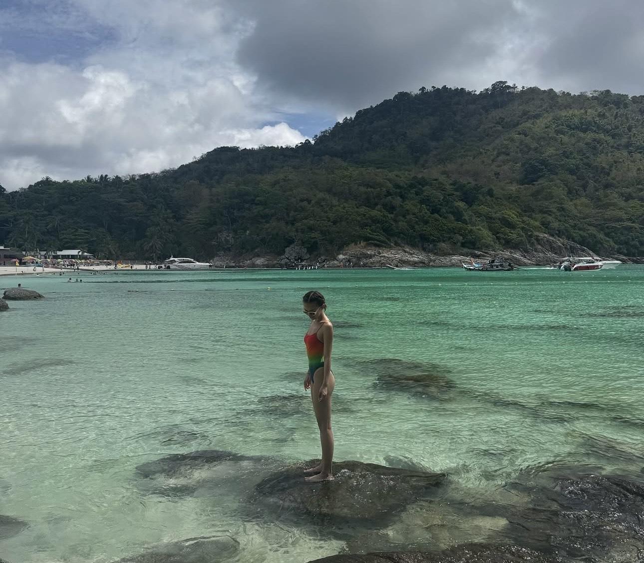 已是兩孩之母的Miki,身材fit到漏,全身零贅肉。