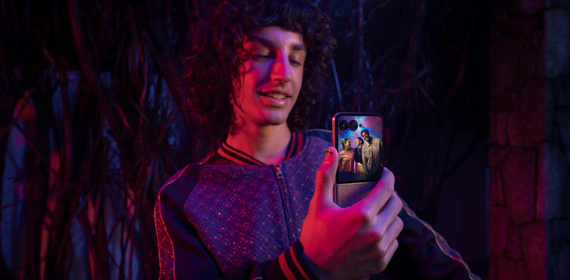 motorola razr 60 ultra相機以moto ai加強相片質素。