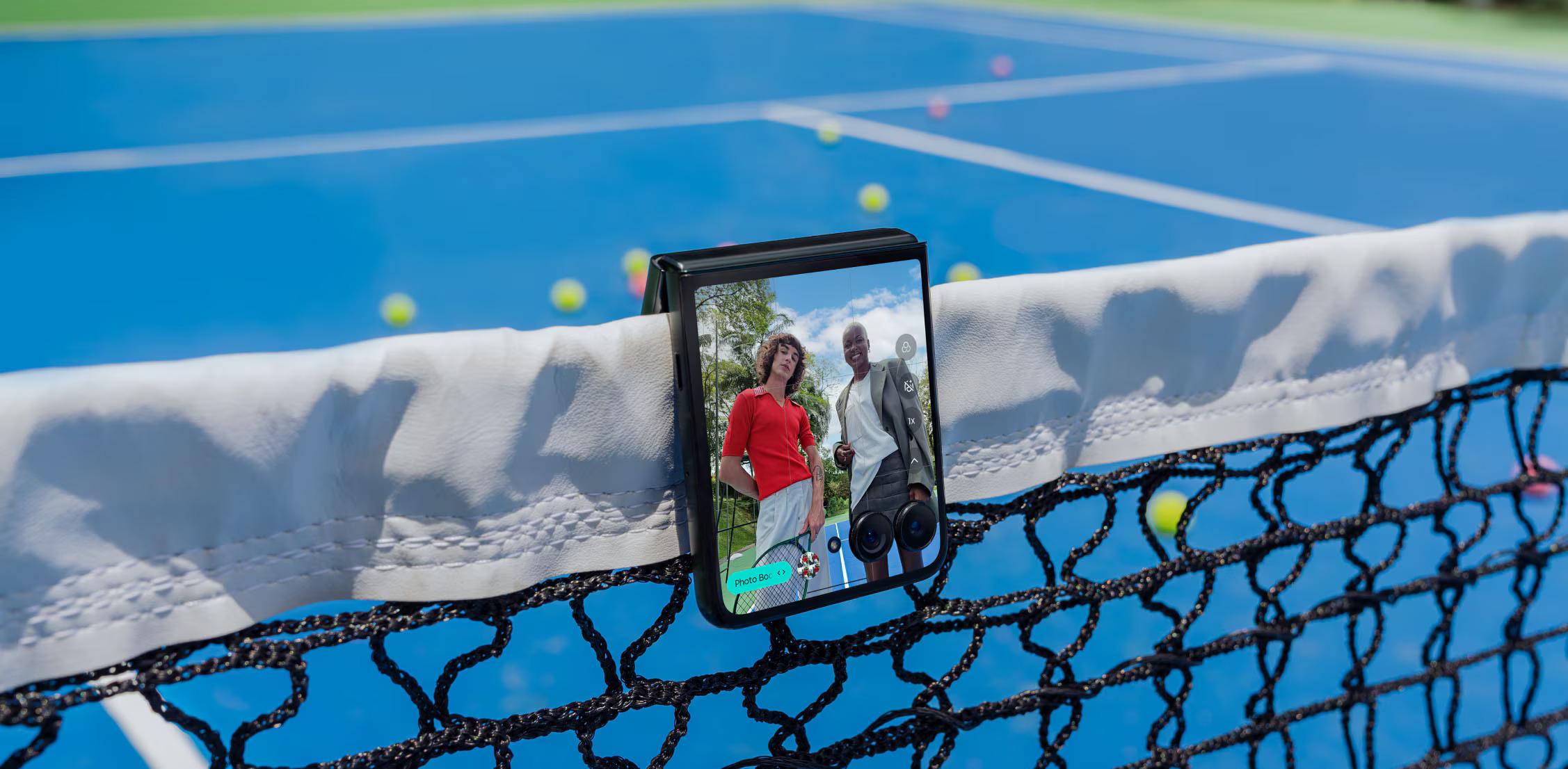 motorola razr 60 ultra可用外屏預覽,拍攝方式更豐富。