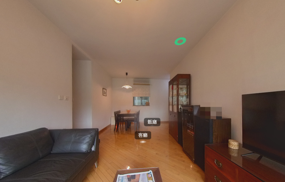 長方形客飯廳,間隔實用見使。(代理提供)