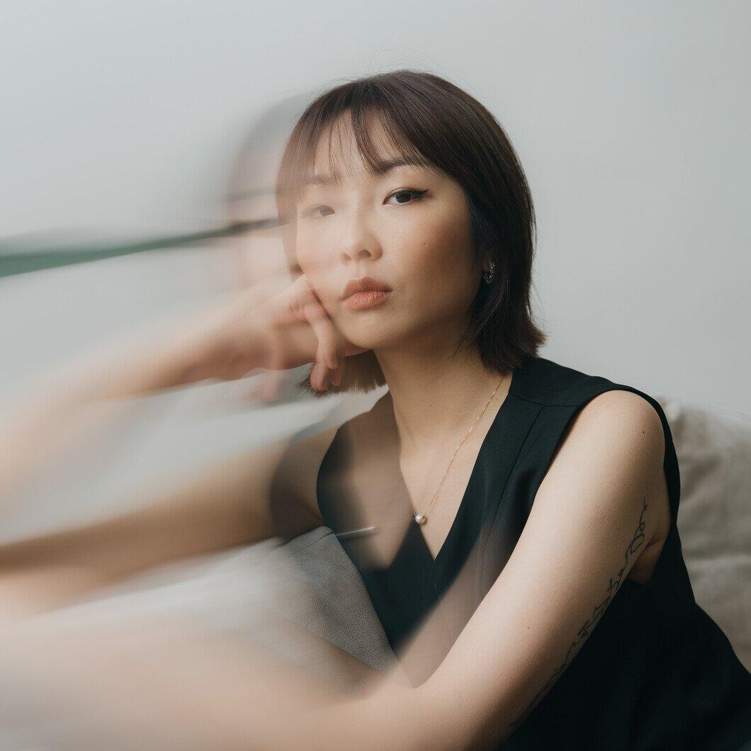 敲擊樂手余林橞,飾演樂神。