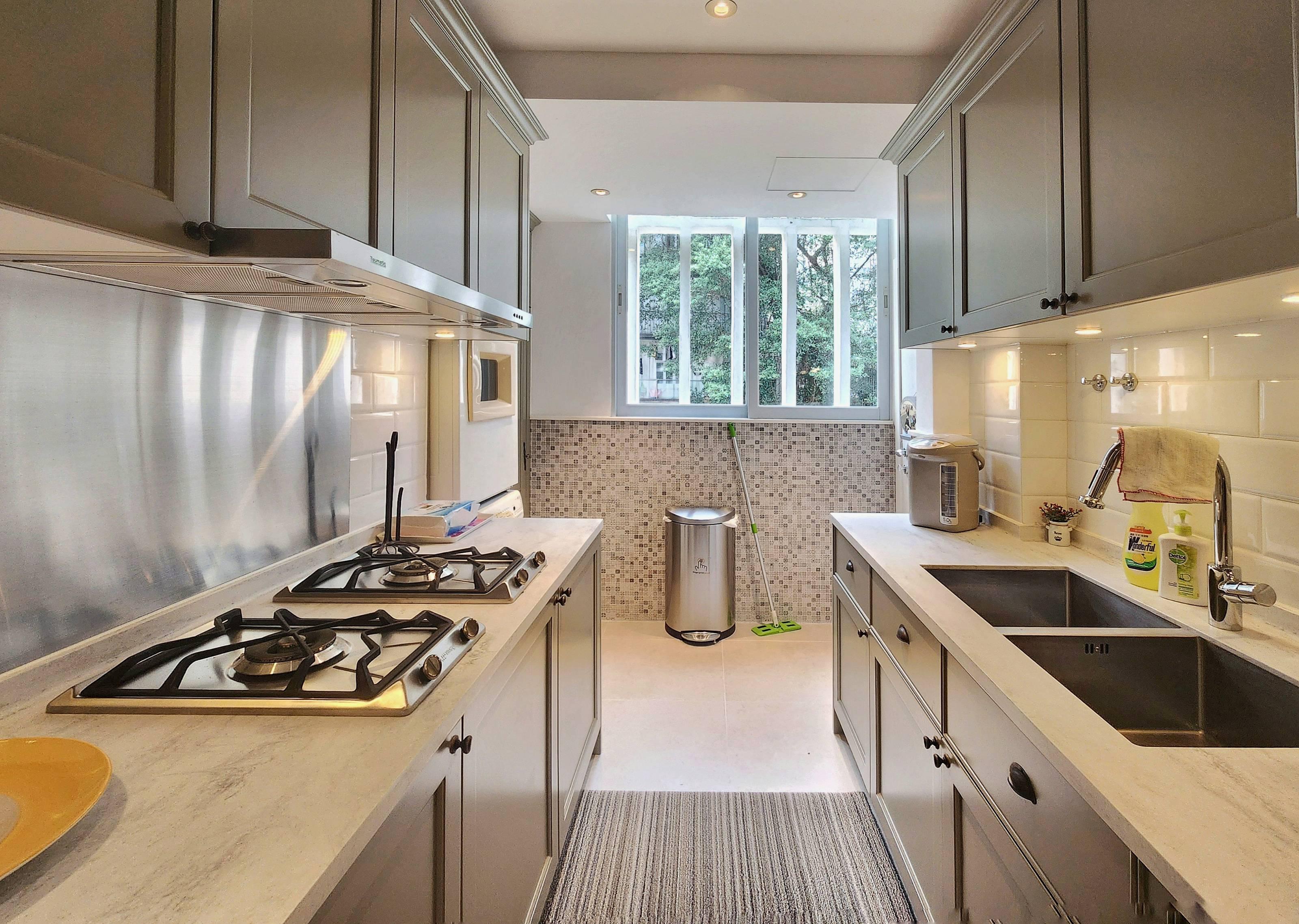 如此偌大的廚房,香港一般住宅難以媲美。