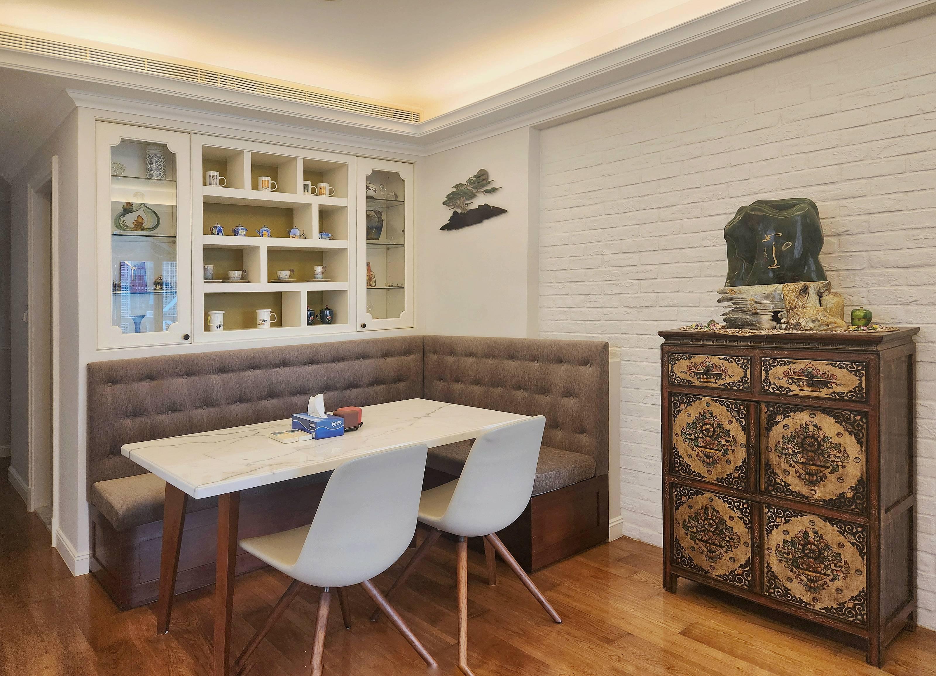 飯廳採卡座設計,慳位又舒適。