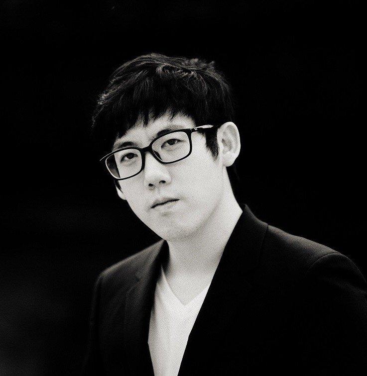 鋼琴家張昊辰,是首位在「范·克萊本國際鋼琴大賽」中奪冠的亞洲人。