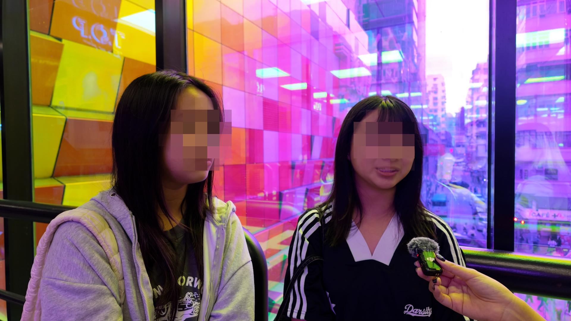 中一生(右)表示有同學受高年級慫恿吸食太空油。