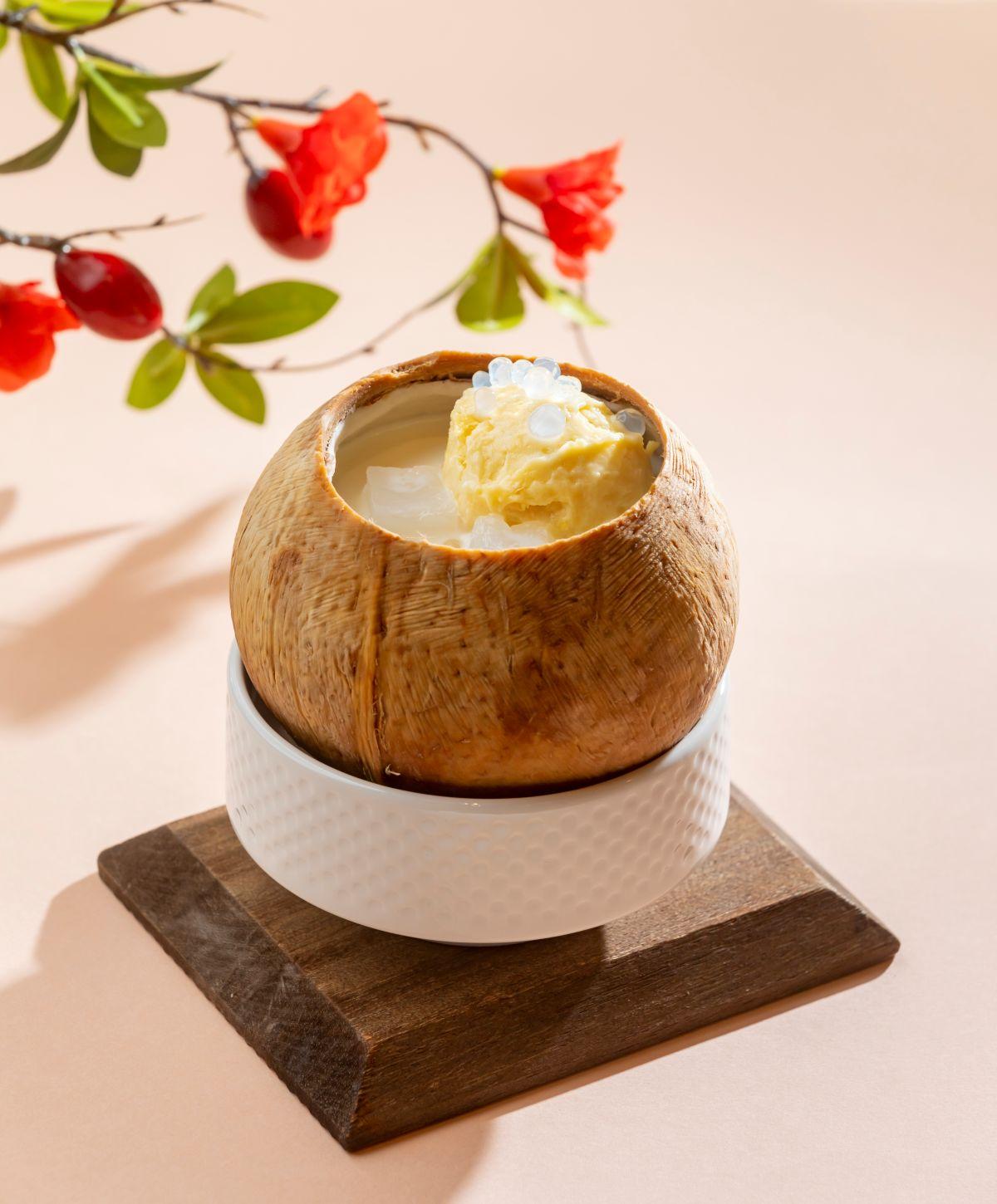 椰皇蛋白配榴蓮 ($68)