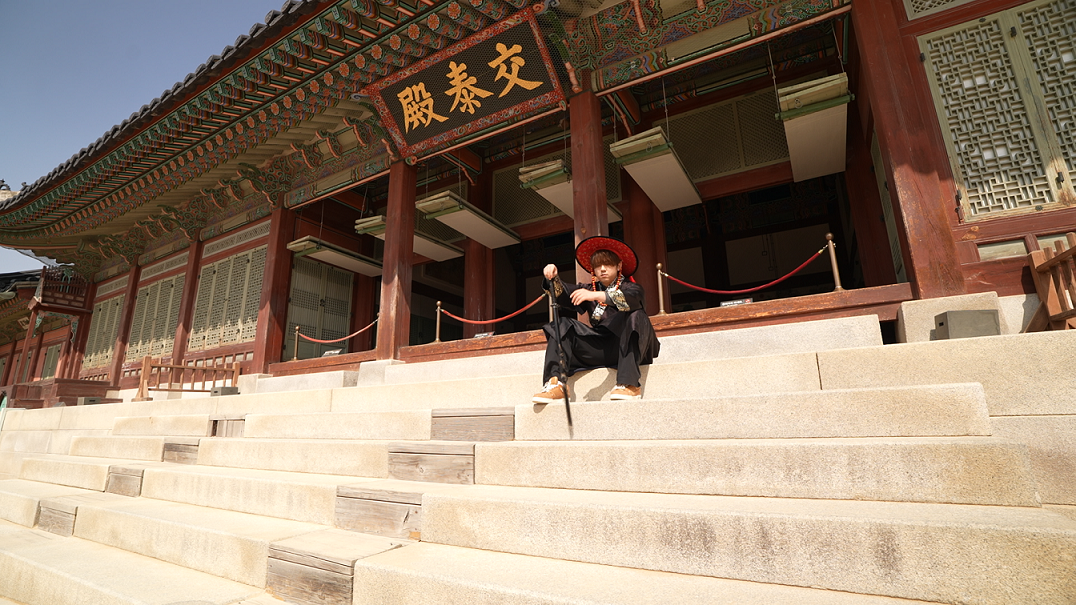 姜濤、Anson Lo、Edan和Jeremy往韓國拍「妹豬組」團綜《呂濤米Lo Seoul》。