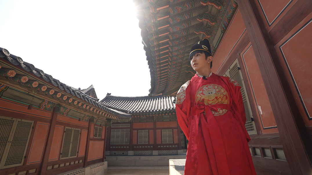 姜濤、Anson Lo、Edan和Jeremy往韓國拍「妹豬組」團綜《呂濤米Lo Seoul》。