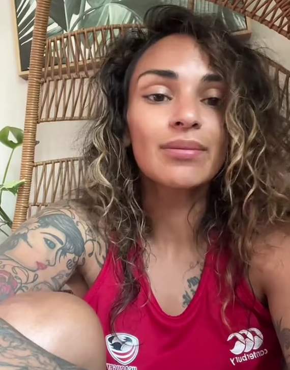 伊莎貝與丈夫科爾斯。(互聯網)