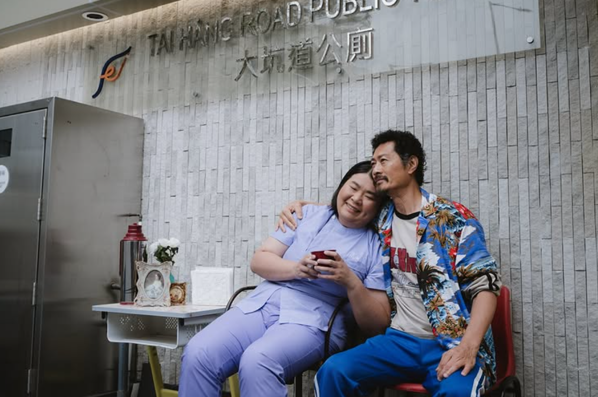 黃德斌最近忙於宣傳ViuTV新劇《麻甩媽咪》。