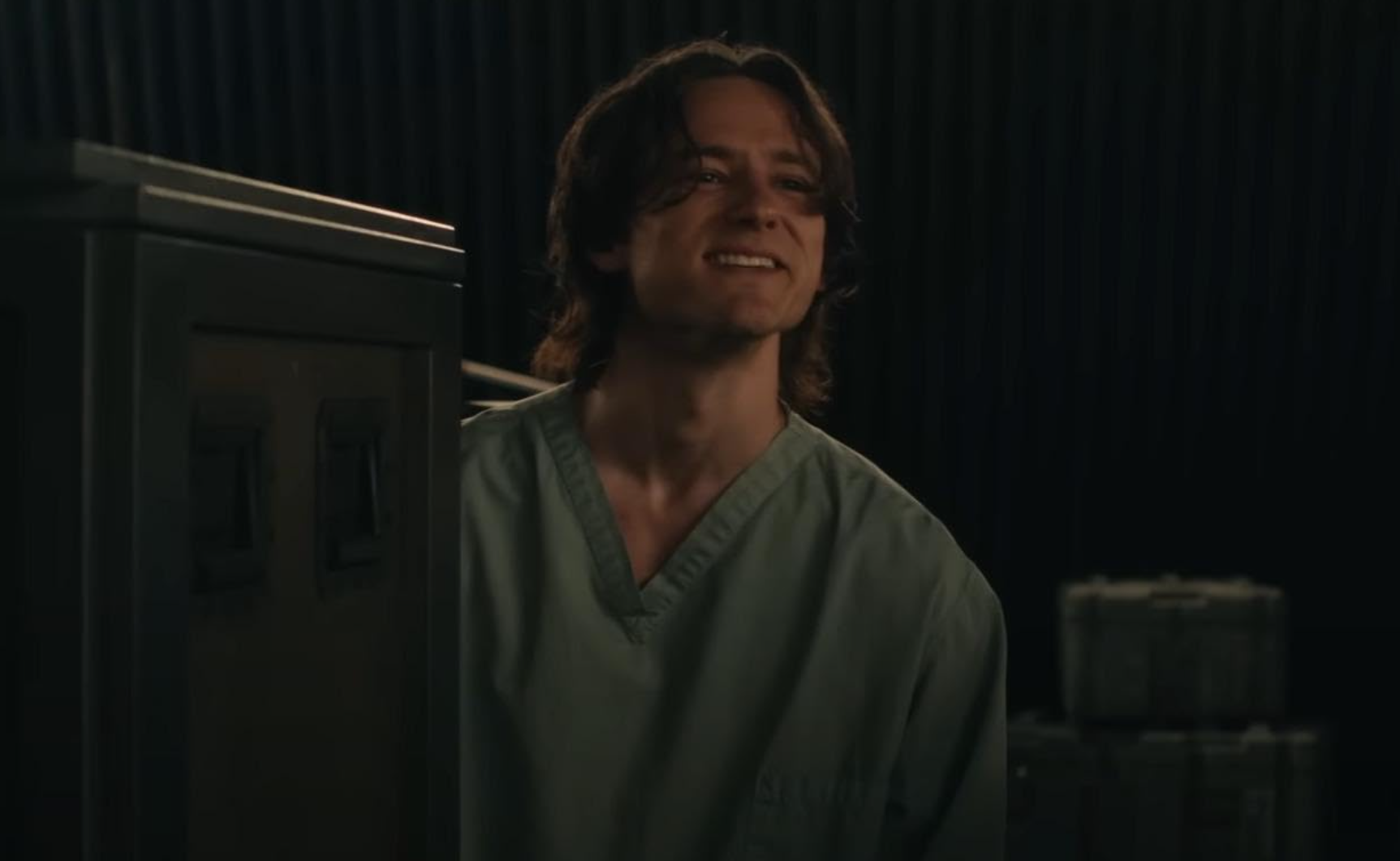 路易斯布文憑「哨兵」一角極速爆紅。