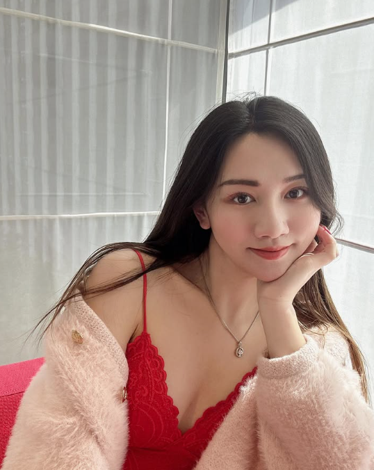 曾上游Charlene(IG:charlene_tsang2024)