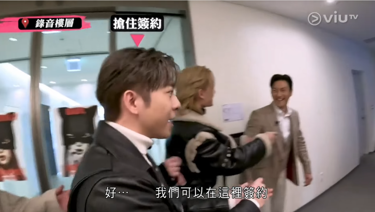 MIRROR四子連同花姐見到崔治源時,全部都表示要過檔SM公司。