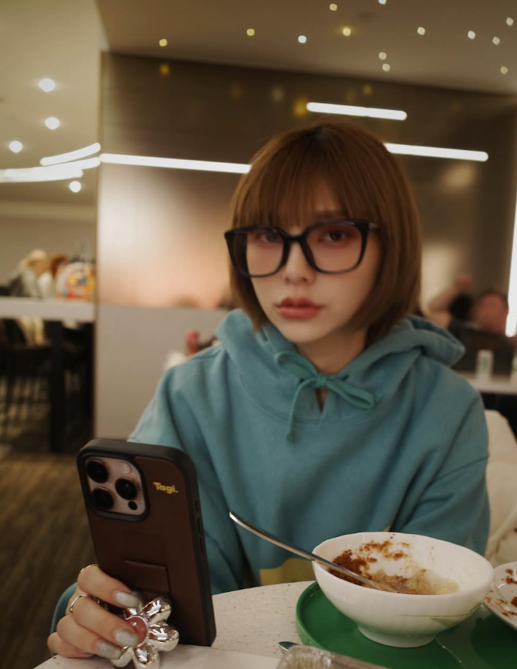 李芷霖(IG@leelin0)