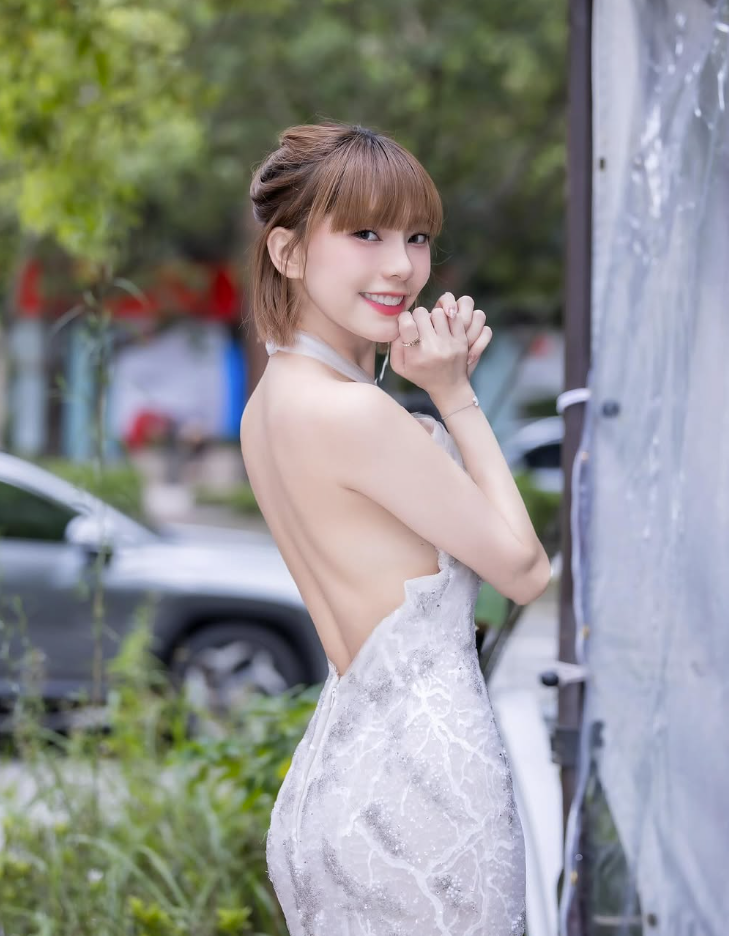 李芷霖(IG@leelin0)