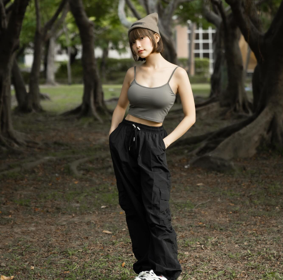 李芷霖(IG@leelin0)