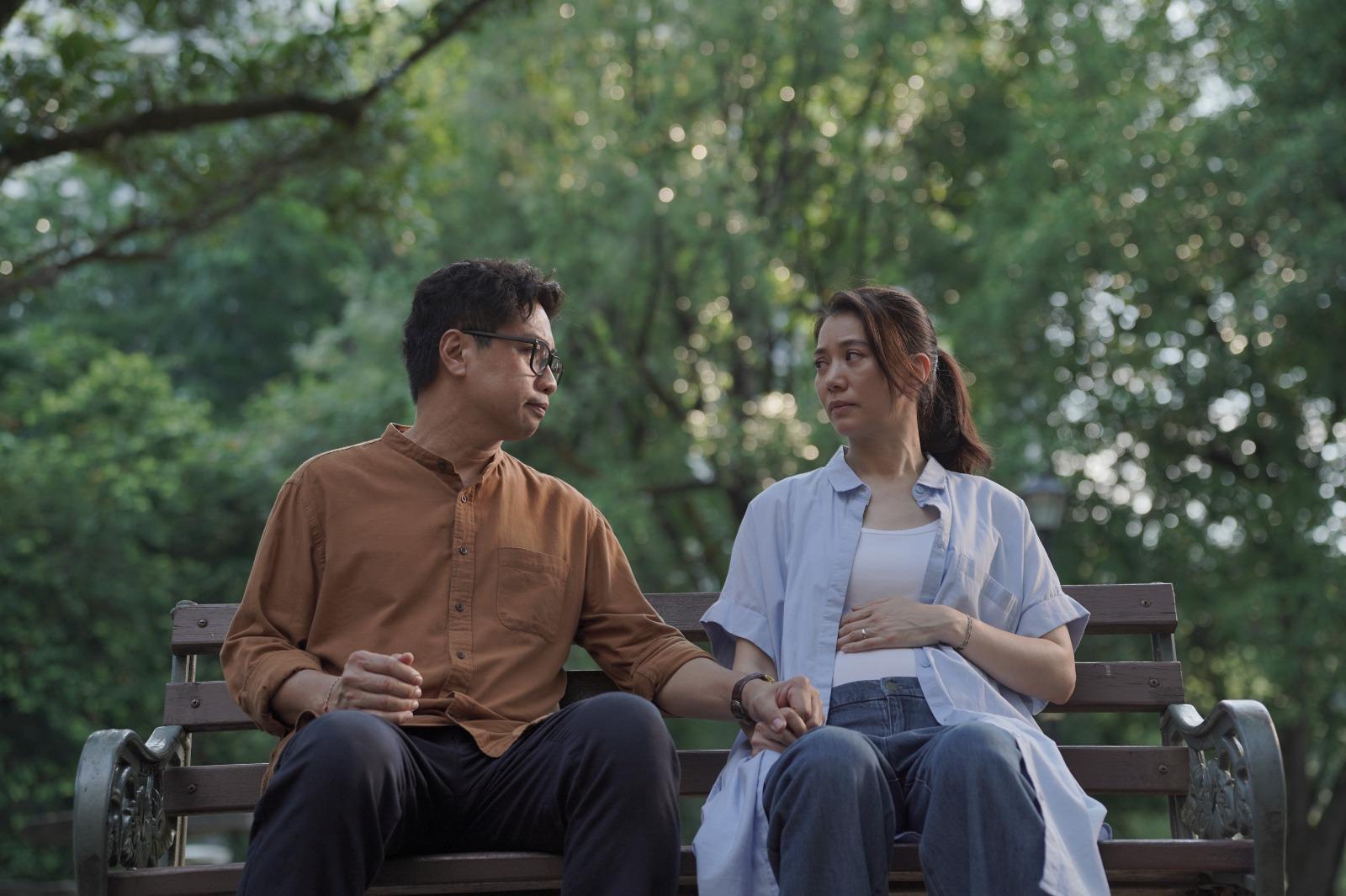 袁詠儀在電影《OMG!阿媽有喜》演高齡產婦。