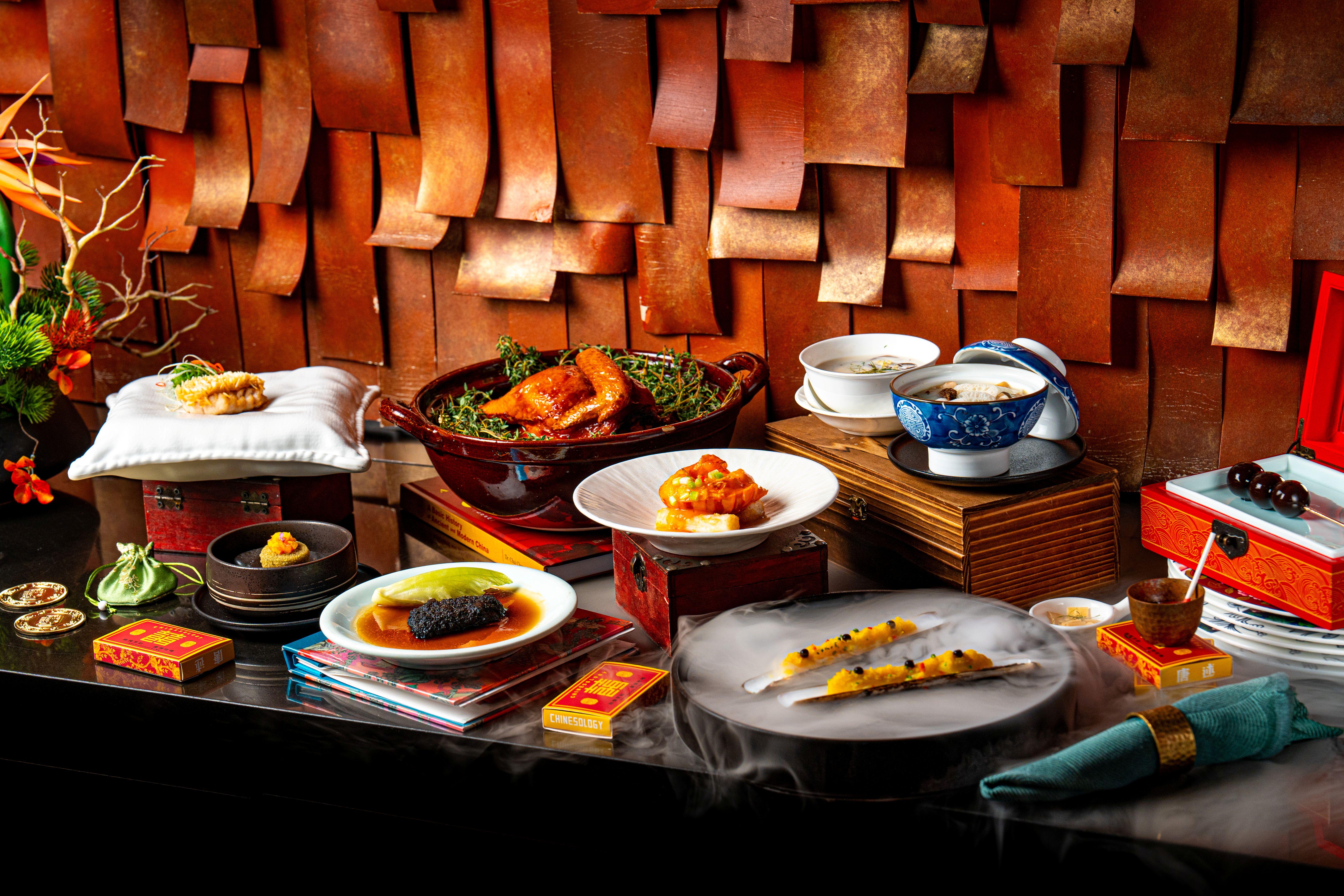 【買一送一】 黑珍珠一鑽新貴唐述黑珍珠嚐味花膠海參龍蝦蟶子皇矜貴2人套餐兩位用 $1,388,平均每位 $694 (原價 $3,054)