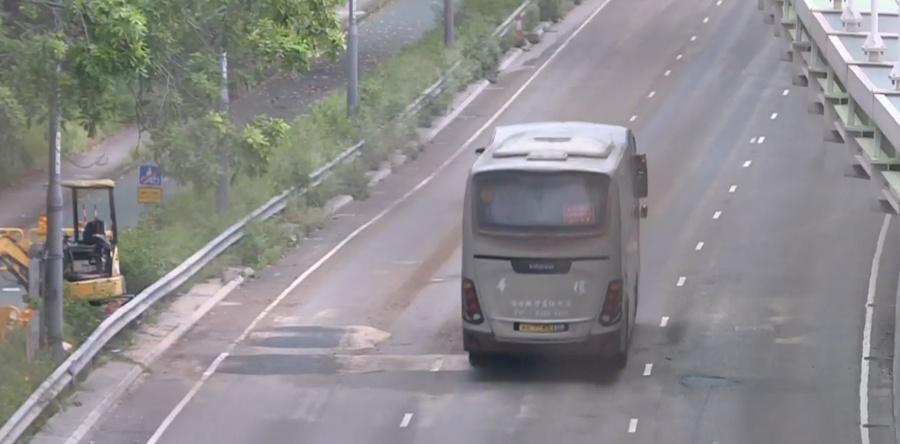 屯門公路約5時半重開所有行車線。(有線新聞截圖)