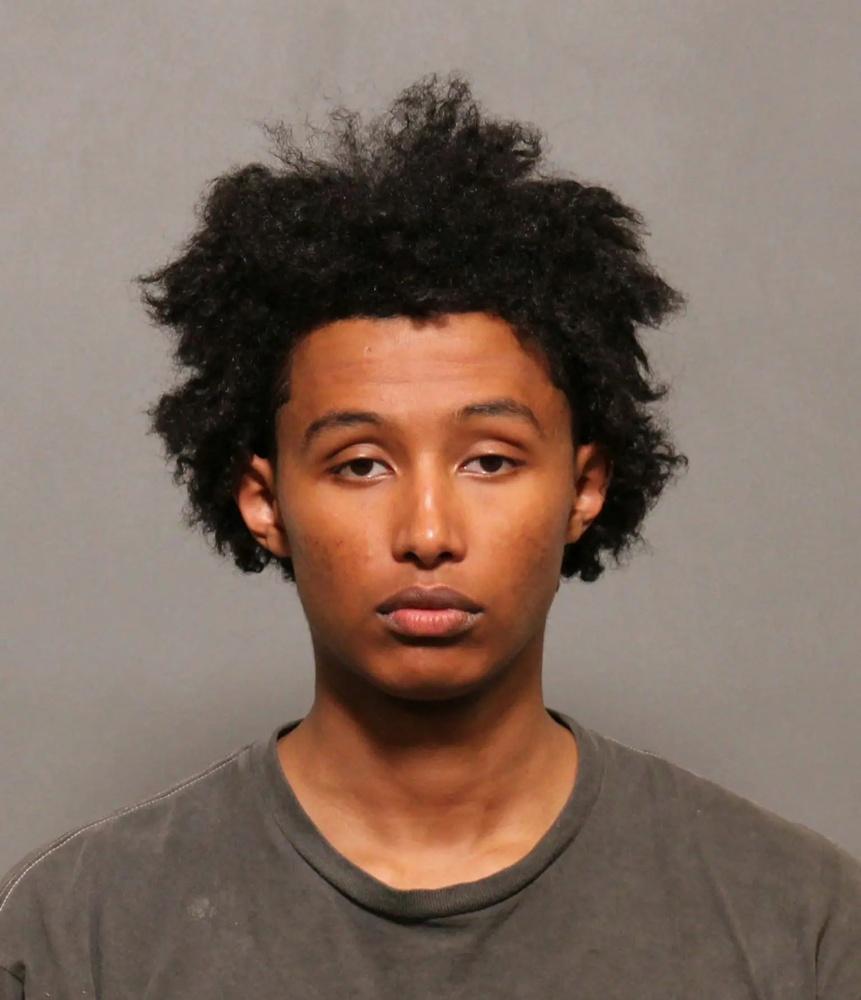 20歲男子Ebenezer Worku被控一級謀殺。(X)