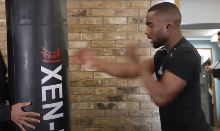 一分鐘內出拳最多次。(YouTube)