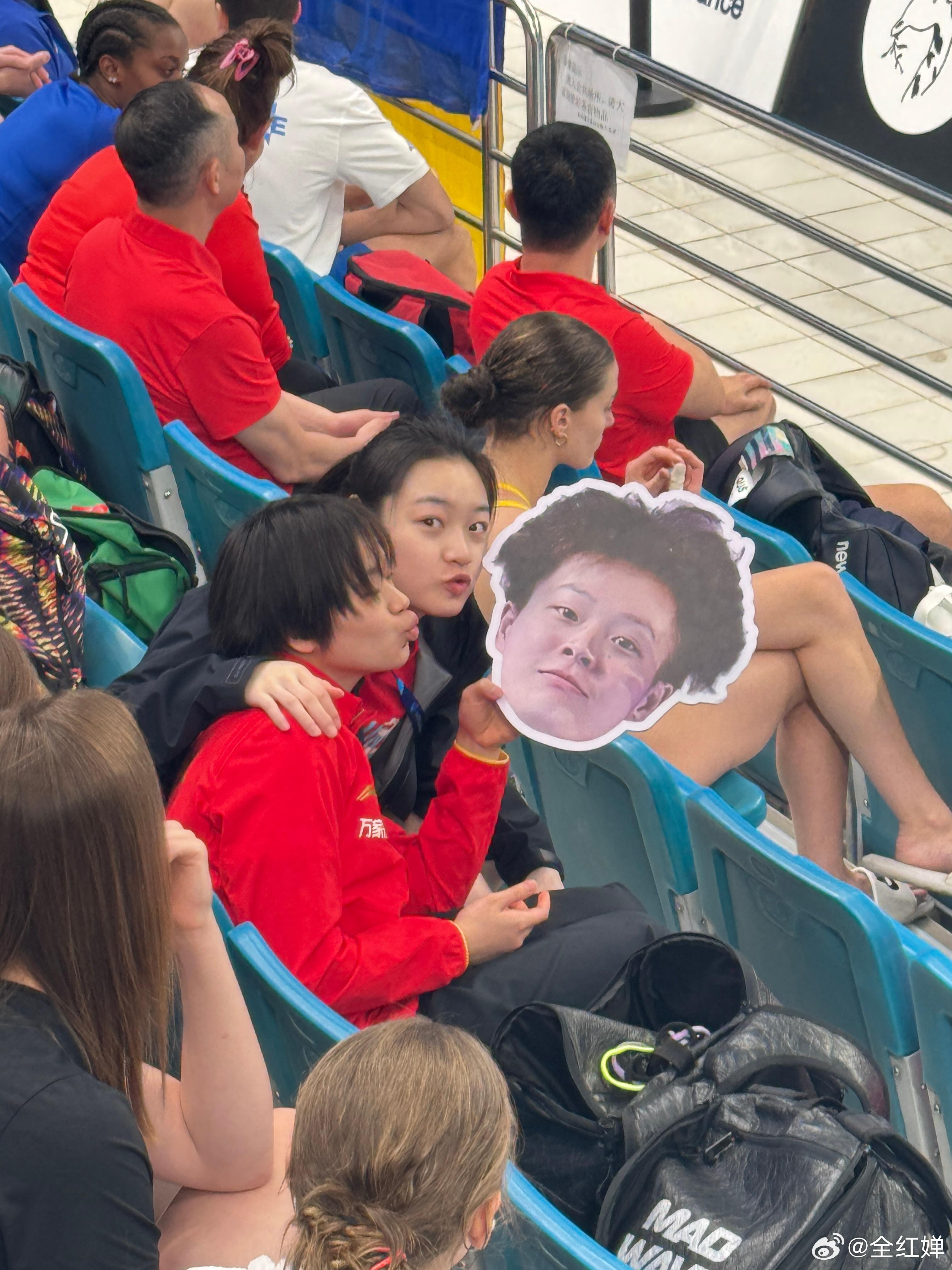 全紅嬋5月4日上載一系列照片及影片。(全紅嬋微博)