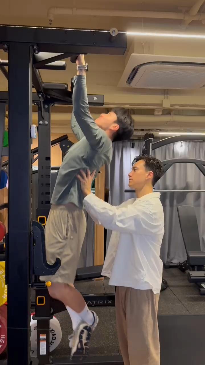 周嘉洛貫徹搗蛋本色,大叫:操爆我!