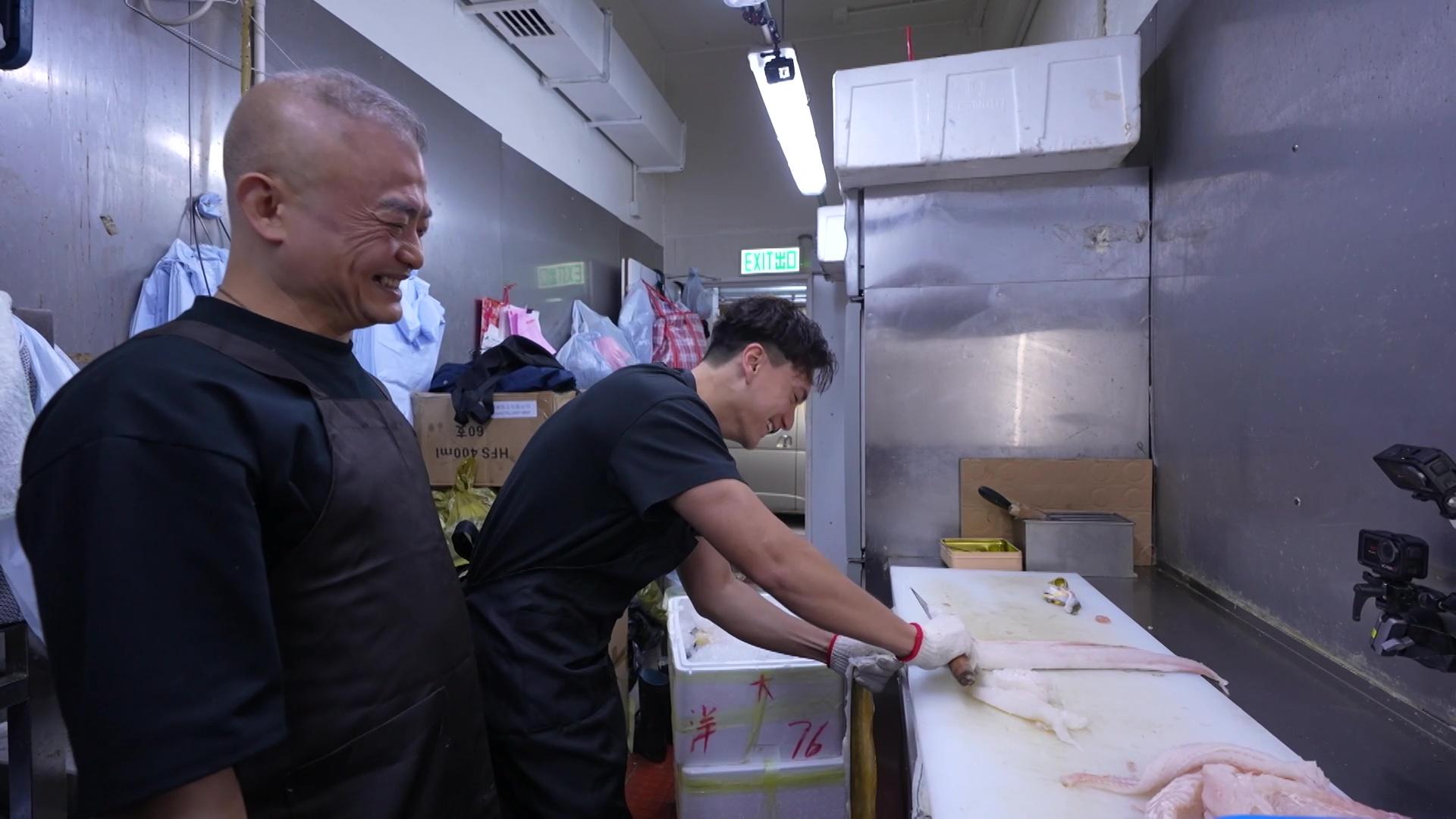 就咁睇,劏魚都幾嘥體力。