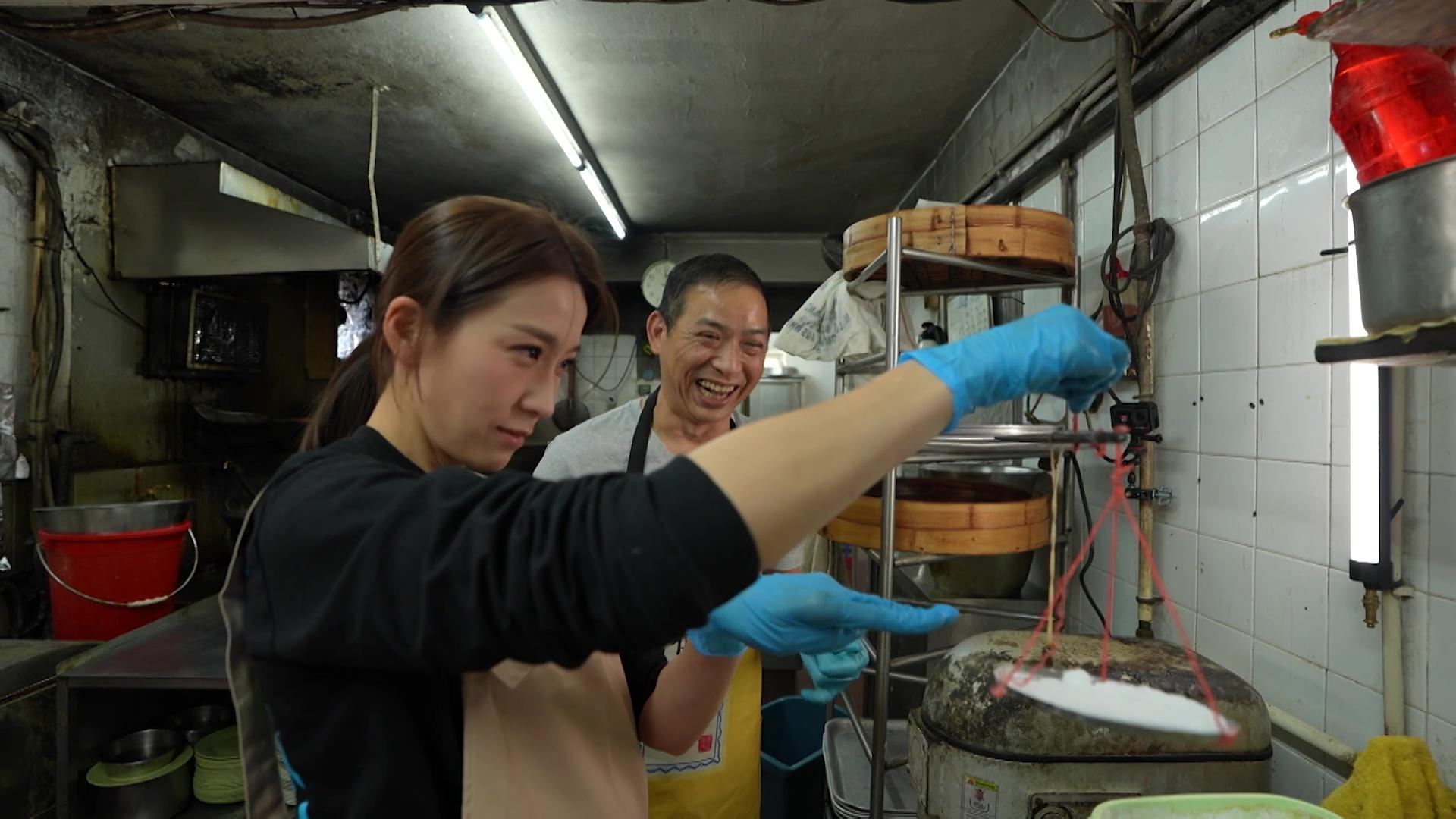 佢話呢個量調味嘅秤好有古裝Feel。