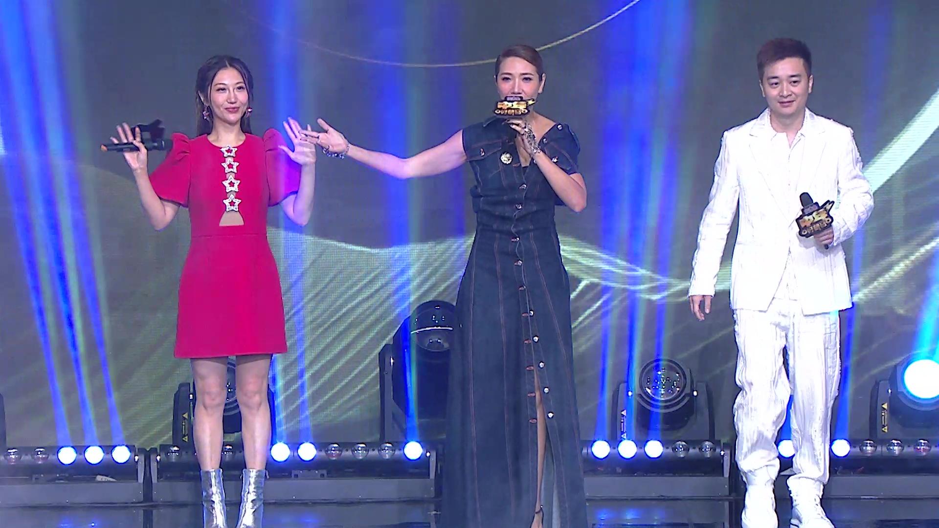 (左起)紅隊隊長支嚳儀、主持人車婉婉、白隊隊長譚輝智。