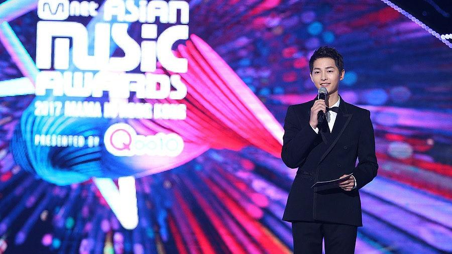 宋仲基曾為2018年的MAMA頒獎禮來港擔任司儀。