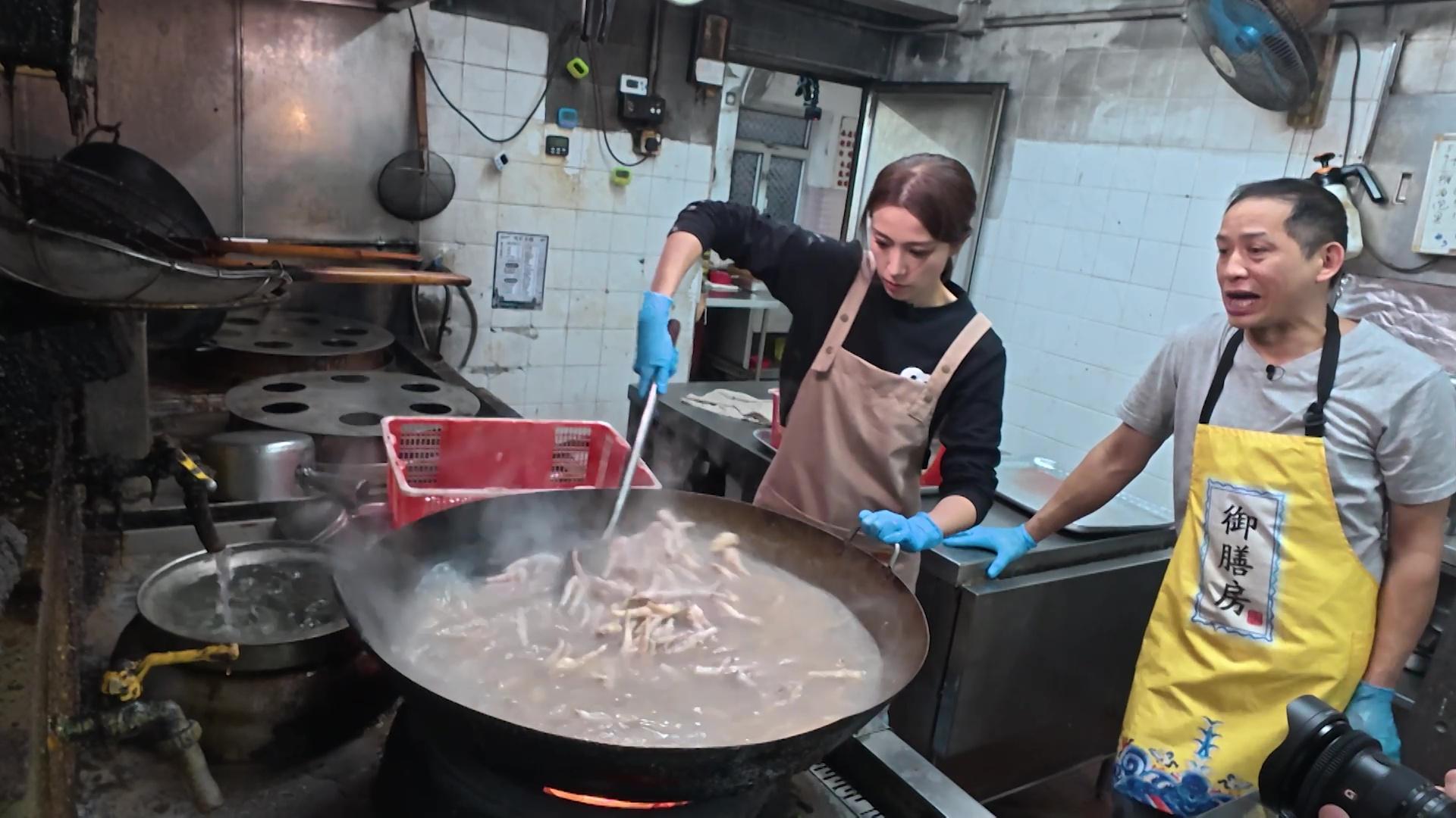 子羚話盤雞腳其實都好重吓。