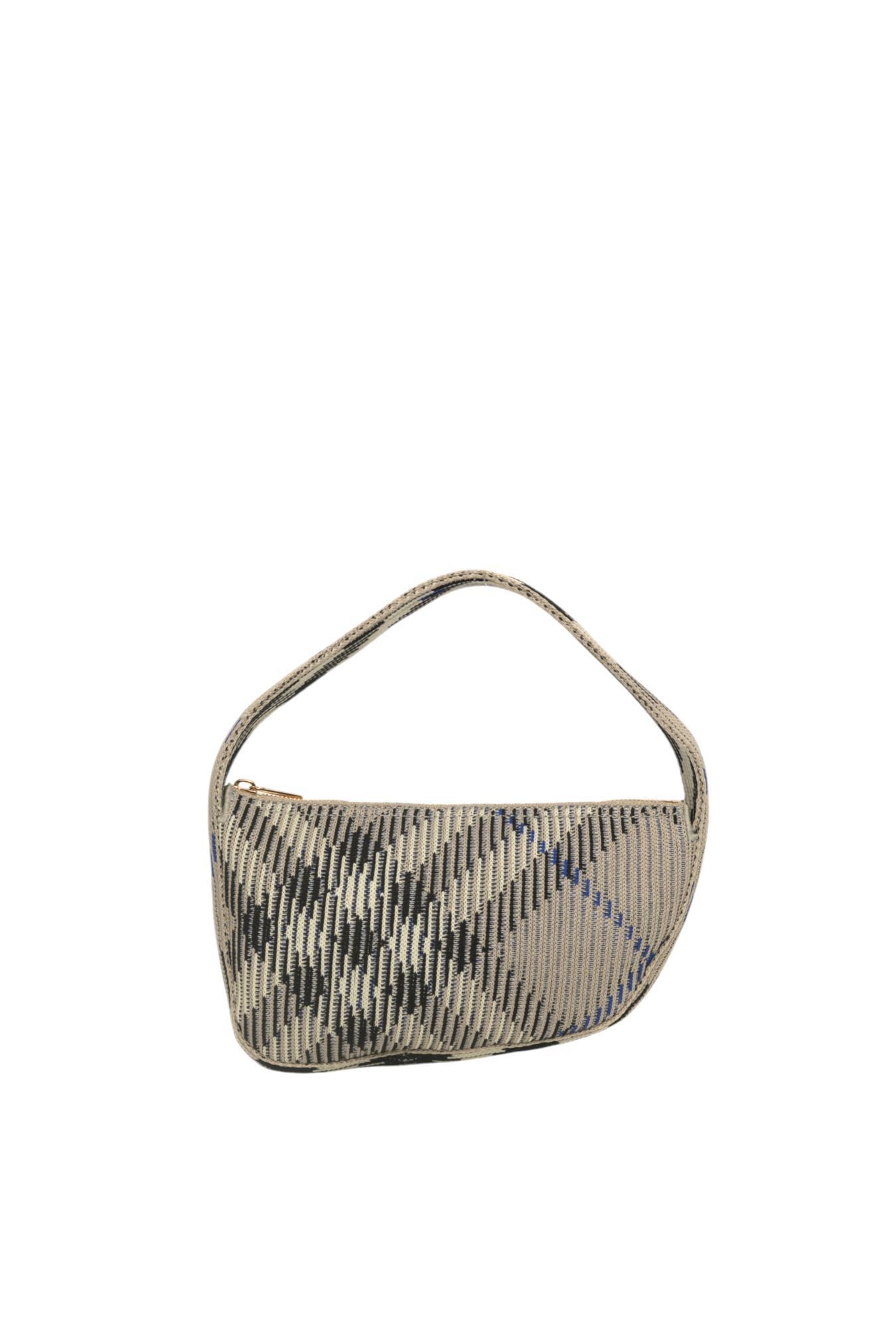 BURBERRY格紋肩包 原價:$8,300 四折價:$4,980