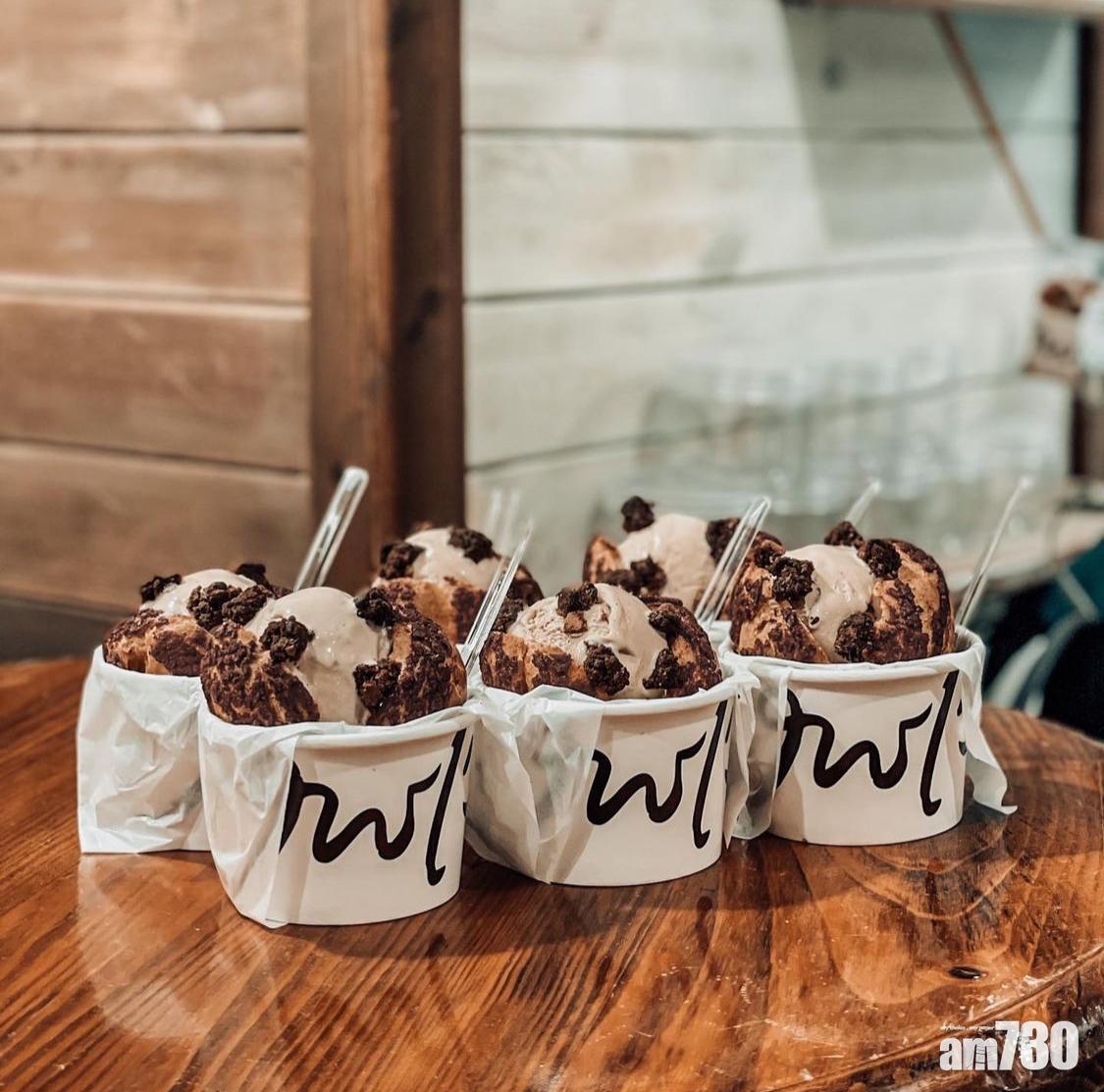 口感香脆的泡芙包上軟滑的雪糕。