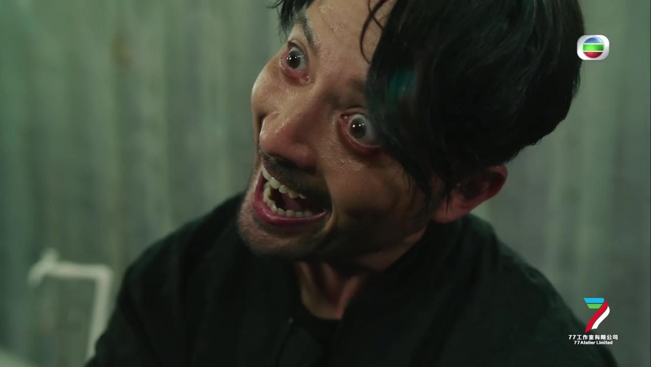 Ronny原來唔止演惡人得,連演極邪惡變態化身都一樣入型入格,難怪獲讚演戲有天份。