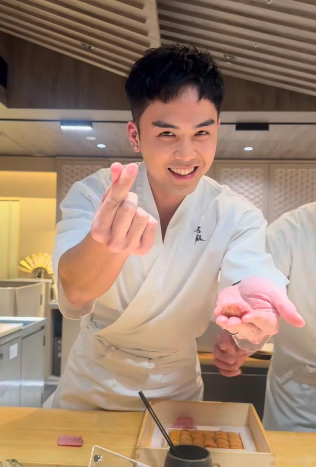 伍富橋化身壽司師傅。(IG:sysleungx)