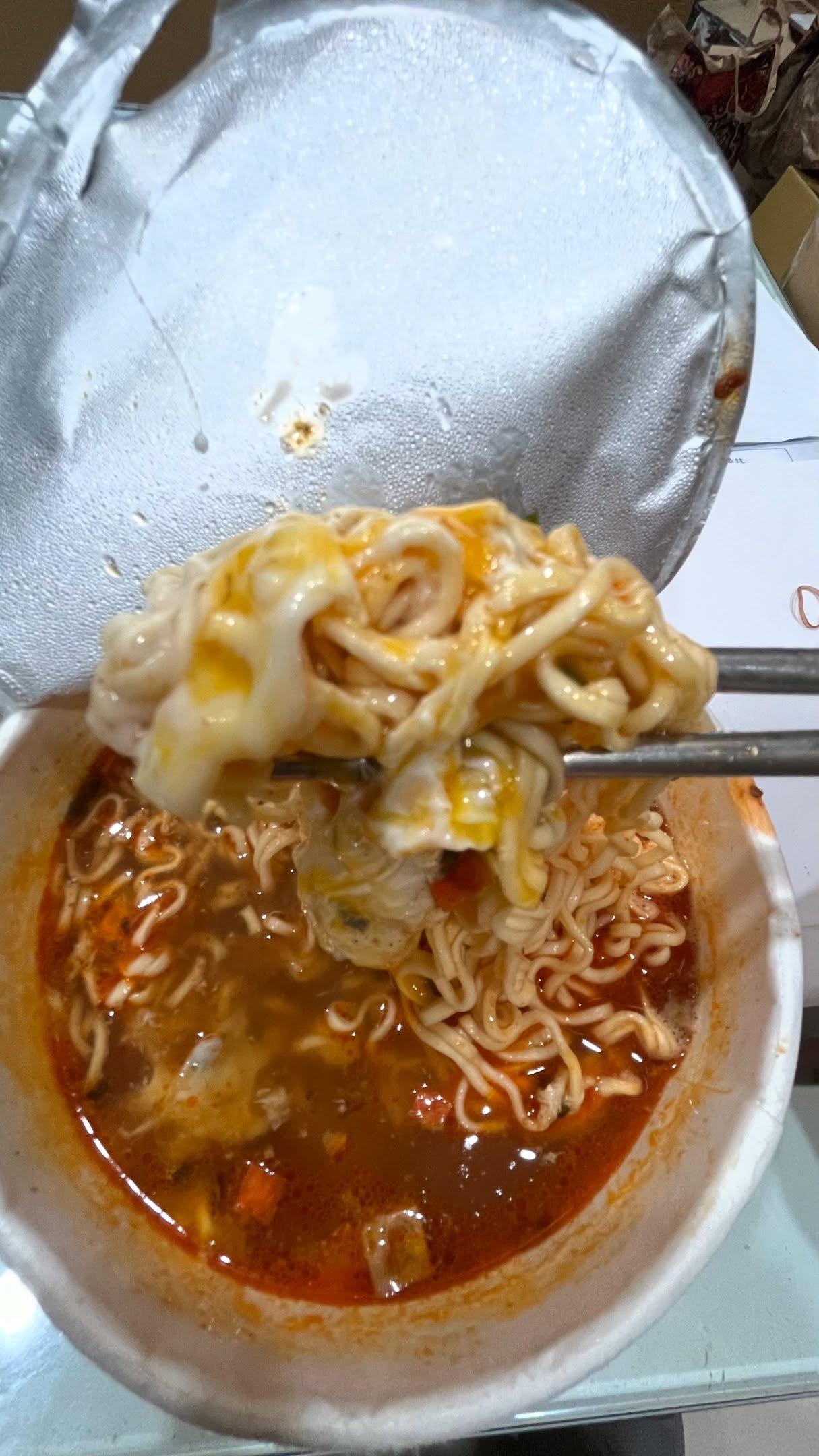 網民跟著方法實測,發現真的成功,蛋可隨著微波時間長短帶來不同熟度。