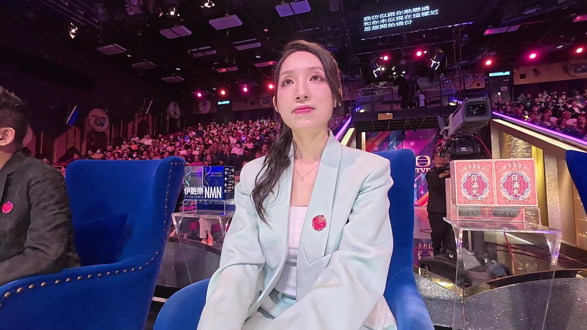 海兒坦言聽黃博唱《陀飛輪》聽到「起晒雞皮」。