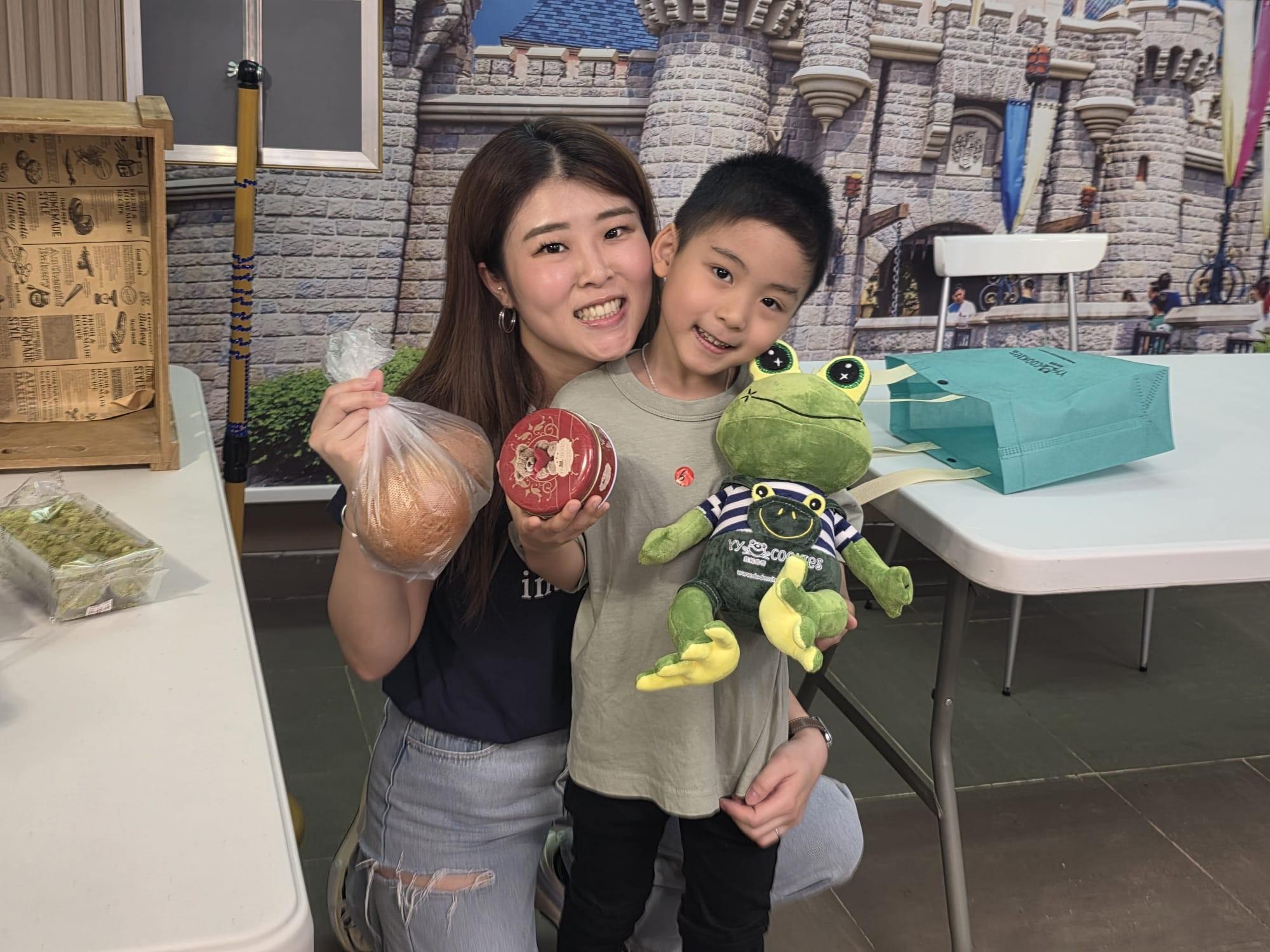 完成活動後,訪客將會獲贈招牌曲奇。 (多多美麵飽西餅公司FB圖片)