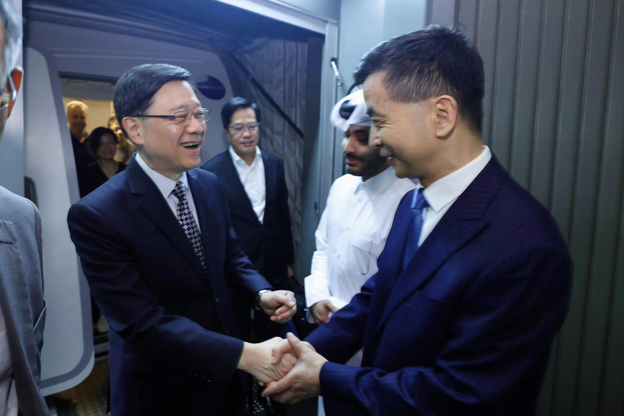 李家超出訪開卡塔爾與科威特。(李家超FB)