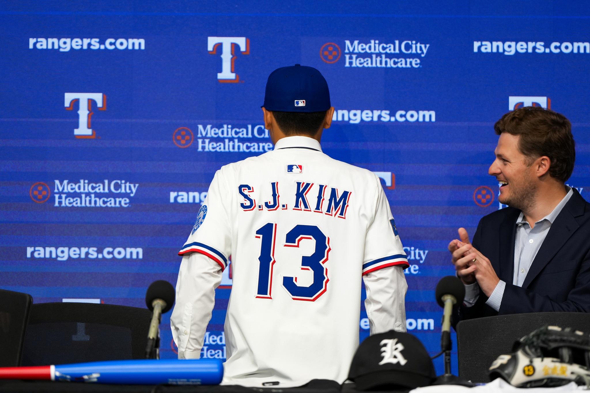 「南韓大谷翔平」金成俊將穿上德州游騎兵13號球衣。