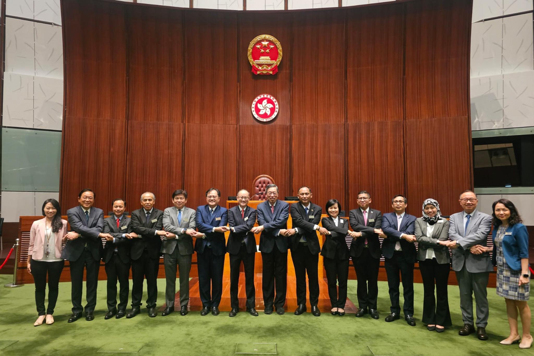 @fb立法會主席梁君彥議員