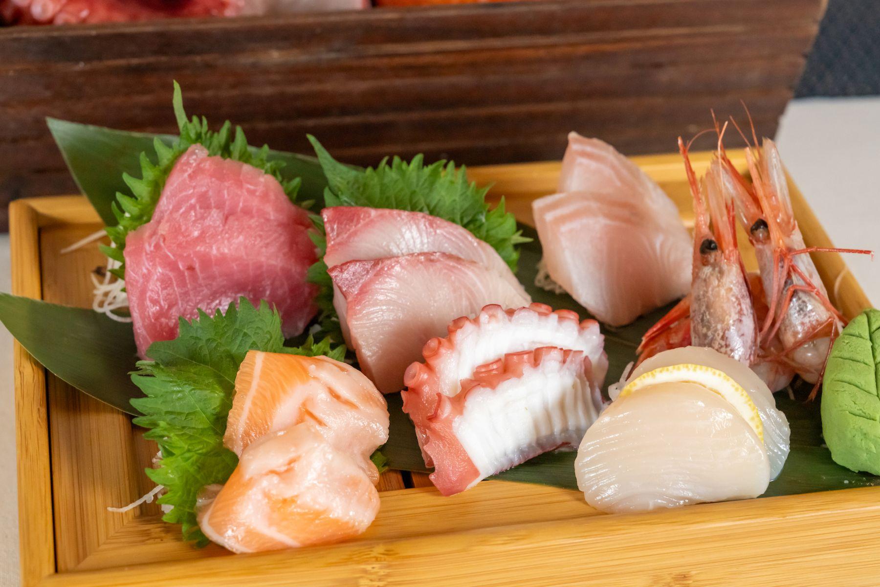 自助餐必食刺身