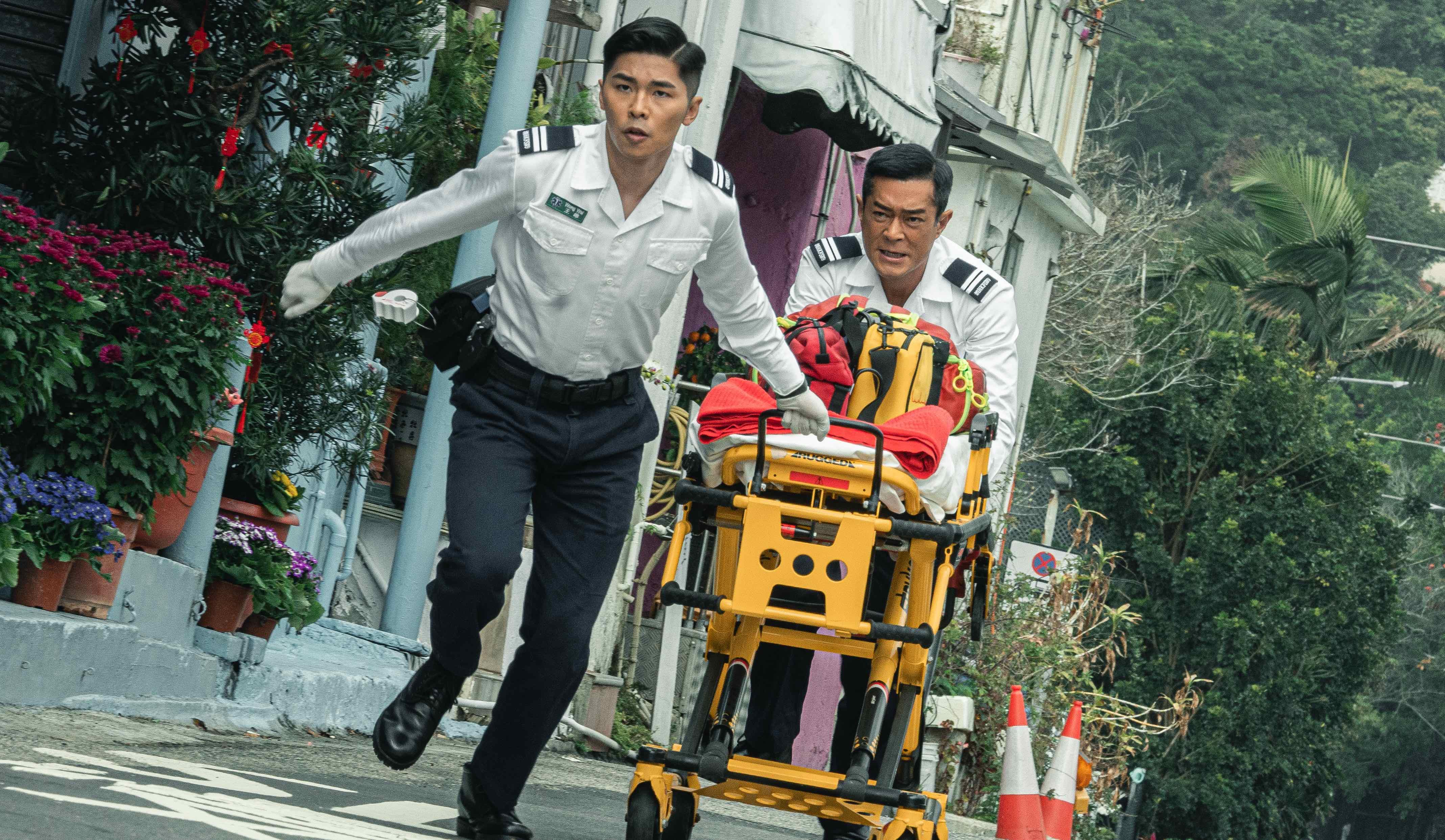 《送院途中》開畫日在港澳票房收130萬港元,暫成2025年港產片開畫票房之冠。