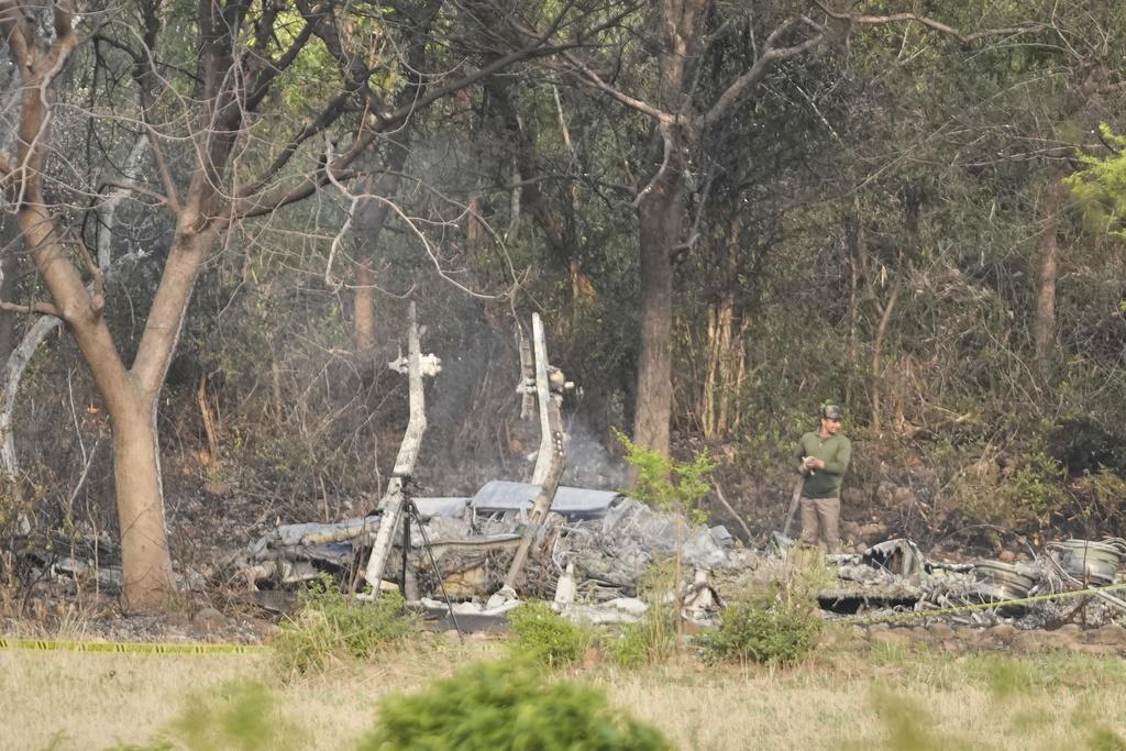 印控查謨地區發現疑似軍機殘骸。(美聯社)