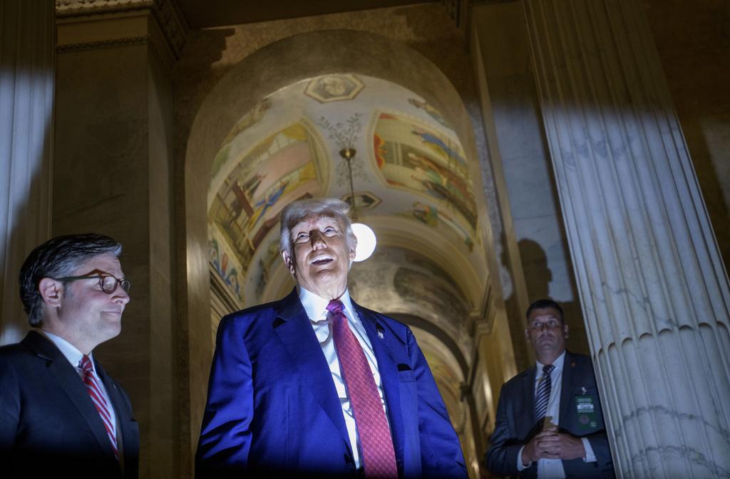 「特朗普幣晚宴」如期在華盛頓郊外的特朗普國家高爾夫俱樂部舉辦。(孫宇晨X截圖)