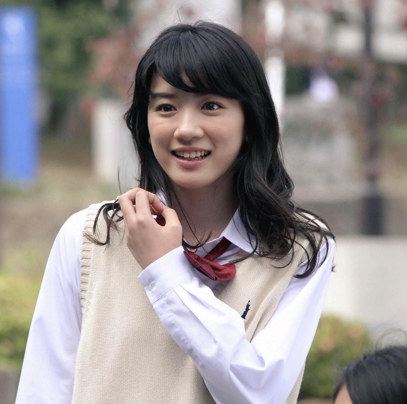 永野芽郁 (X @mei_nagano0924)