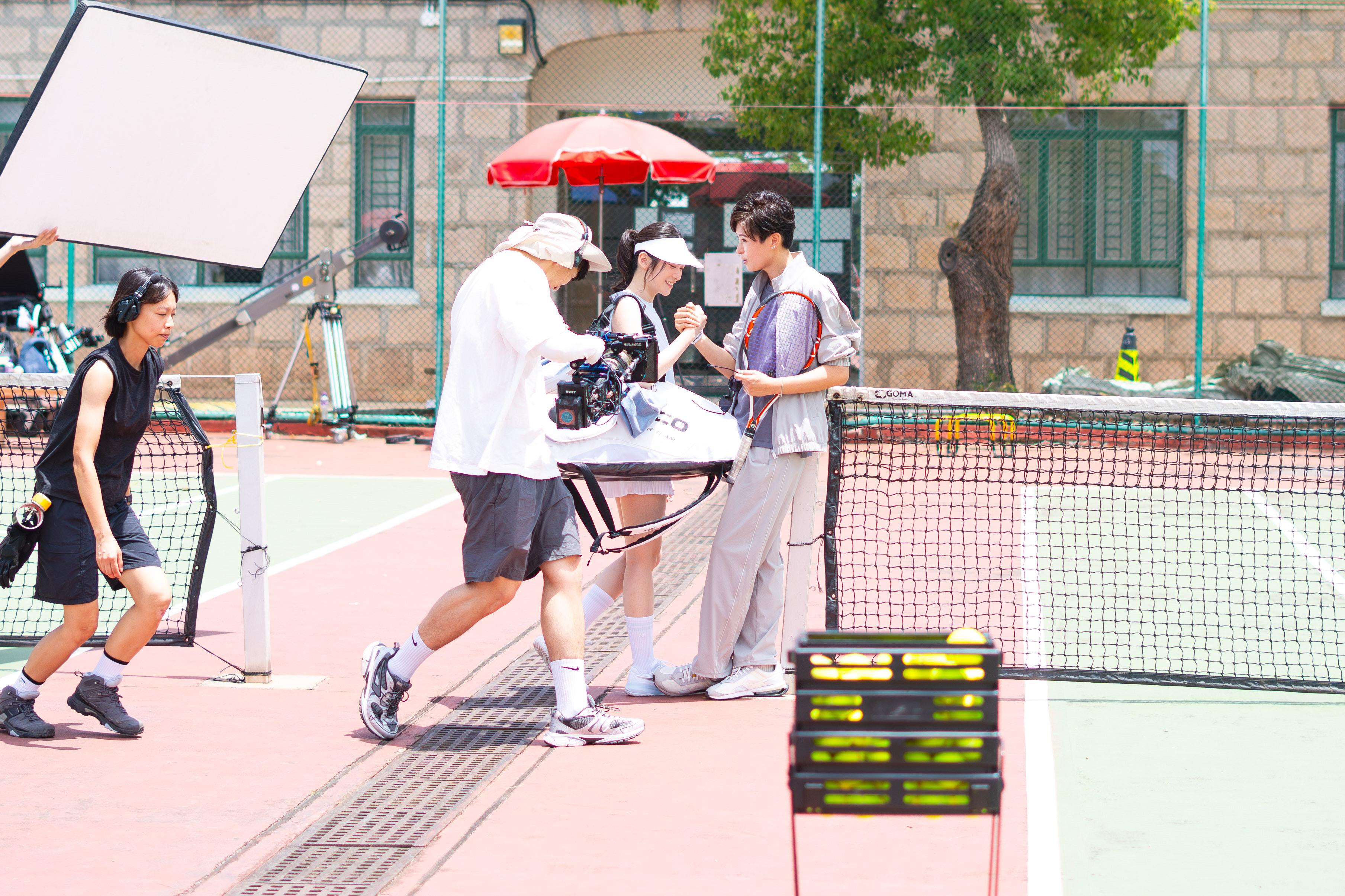 雲浩影以運動員不屈不撓的堅毅精神作MV主題。